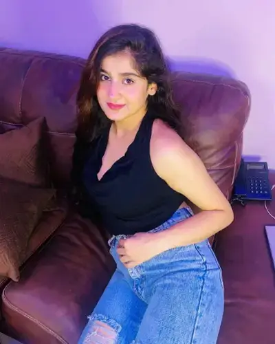 Call Girls Sushant Golf City